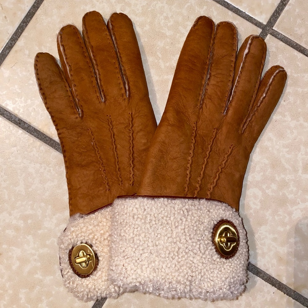 Coach Shearling Glove